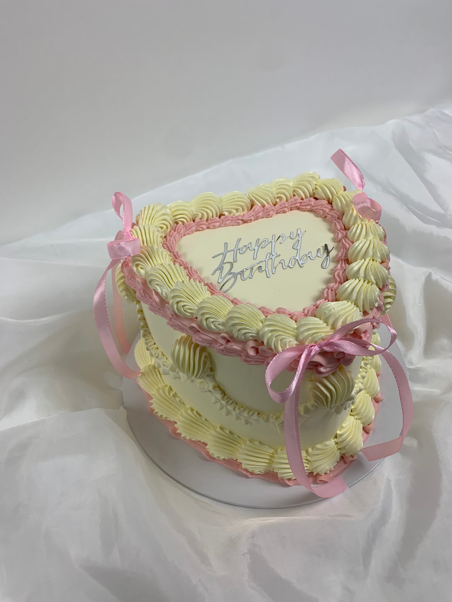 Design your own heart cake
