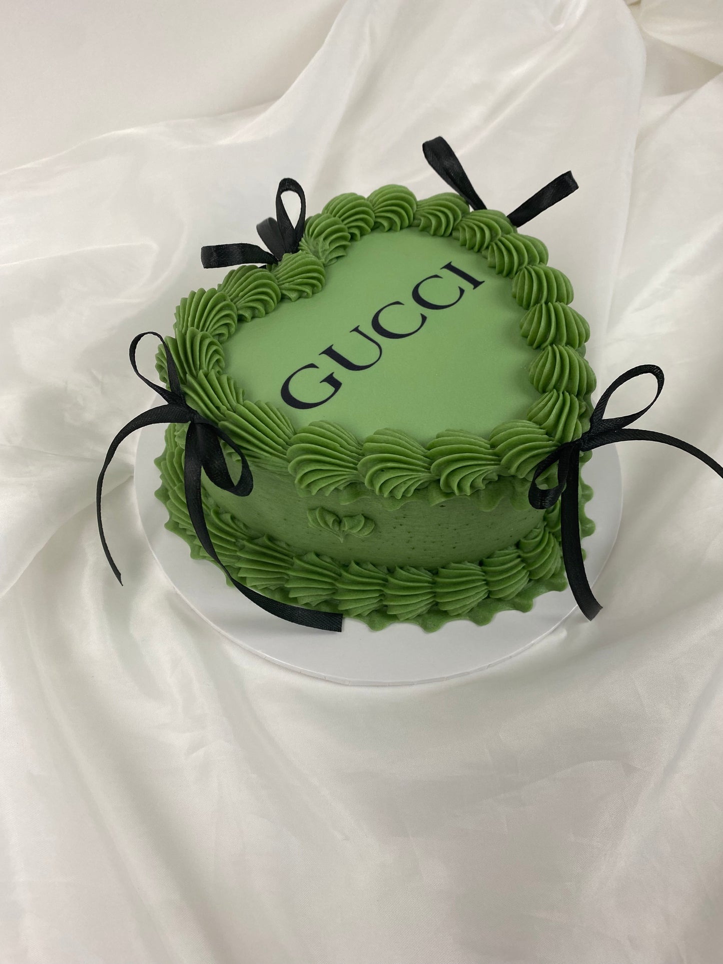 Designer Mini heart Cake (set)