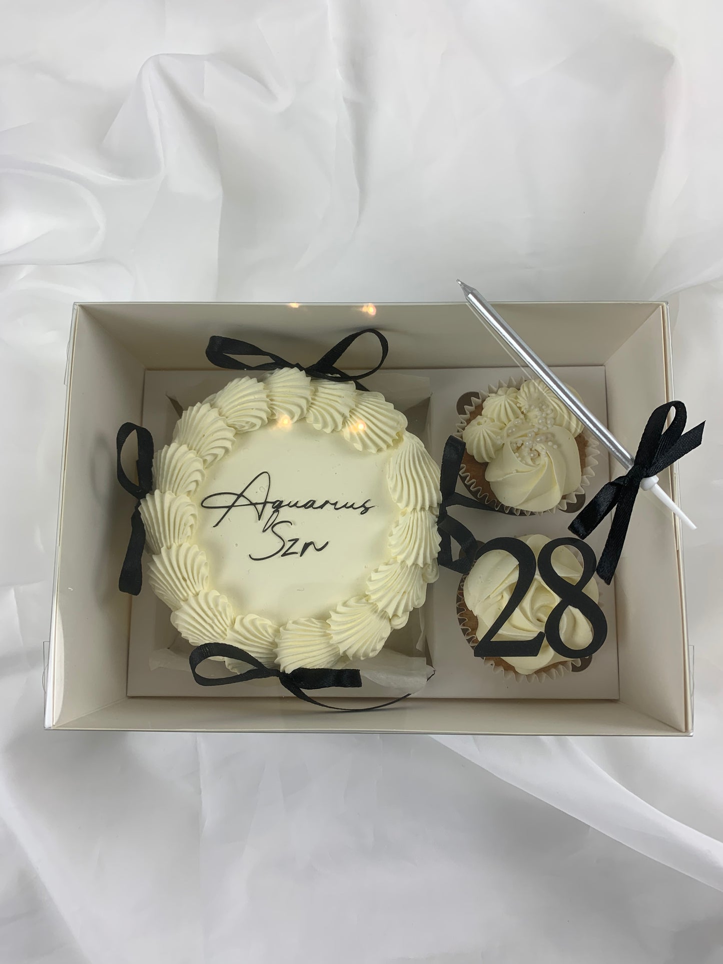 Bento Box (Off white, Black toppers & Ribbon)