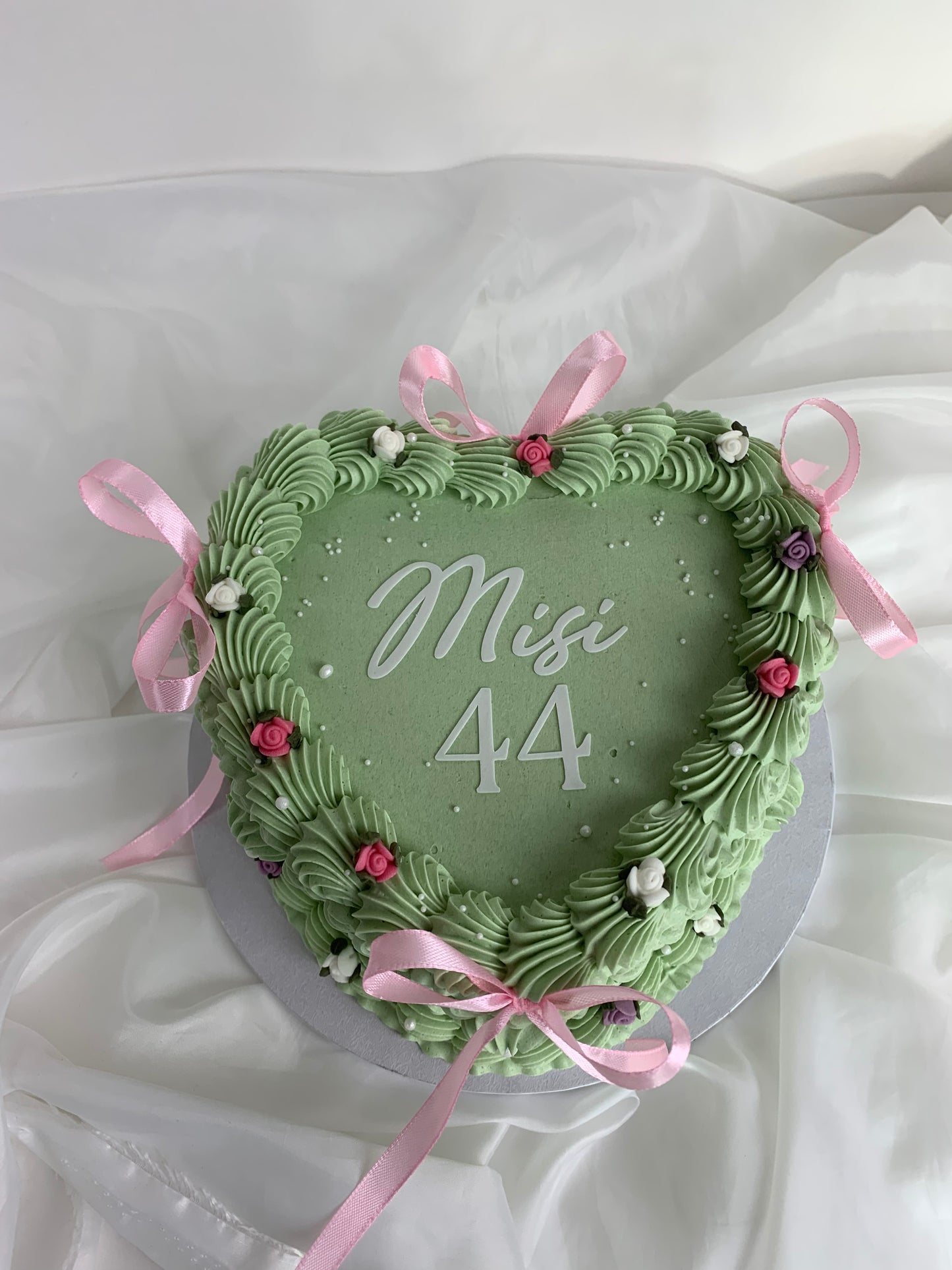 Heart Cake 09
